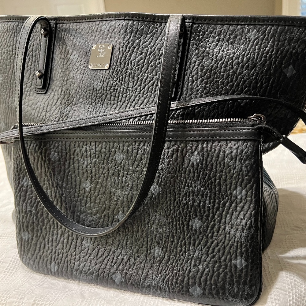 MCM Leather tote and pouch